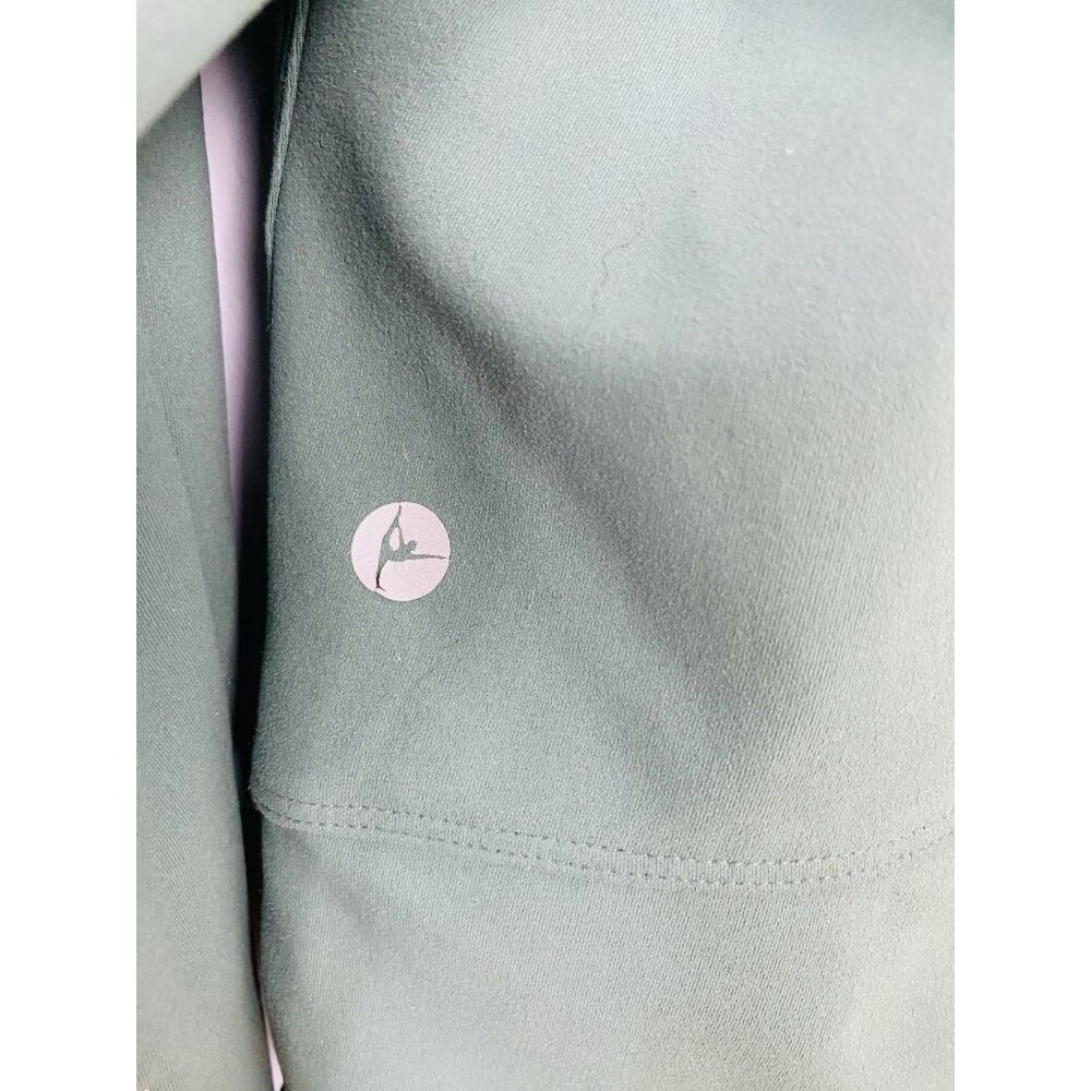 Danskin Womens Small 1/4 Zip Cropped Pullover Athleisure Sweatshirt Sage Green - Picture 4 of 7